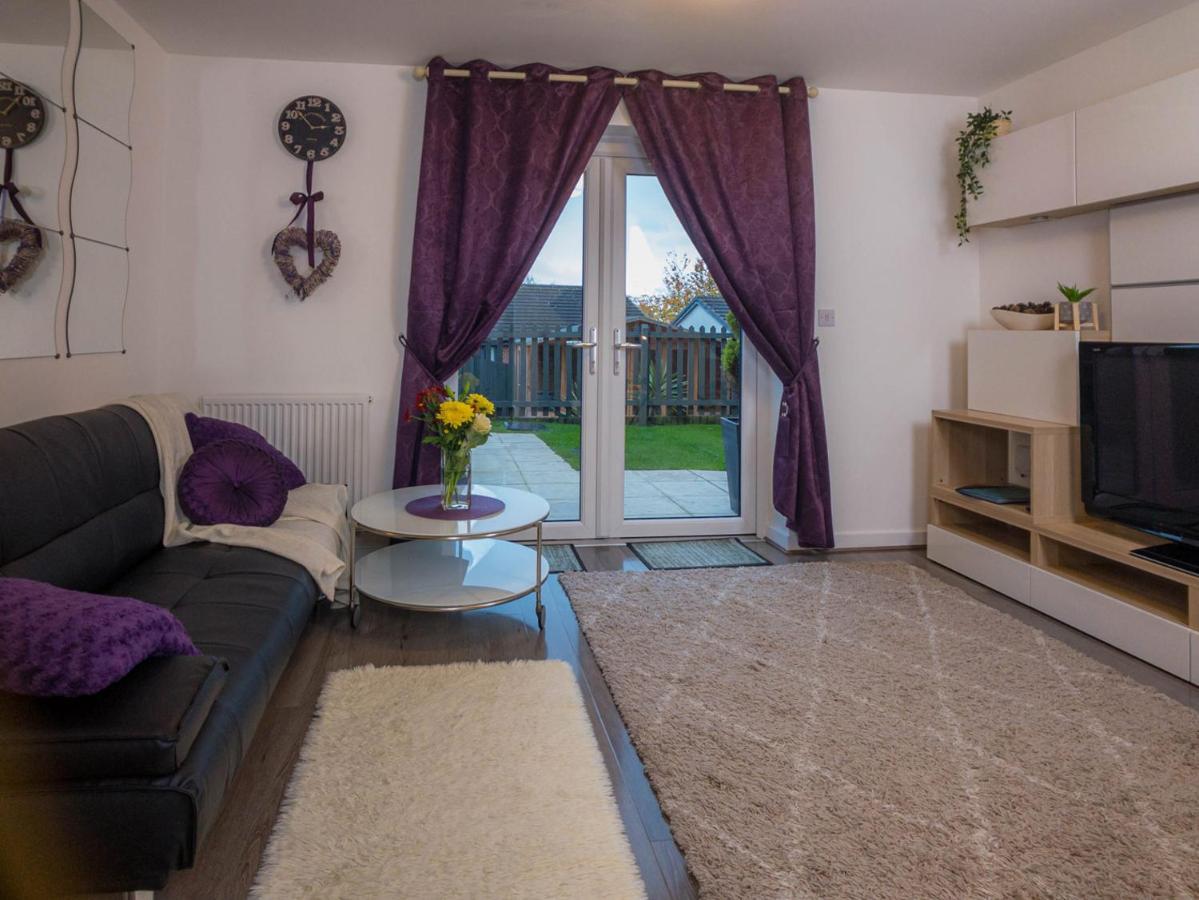 Modern 2 Bed House With Parking And Garden Villa Нотингам Екстериор снимка